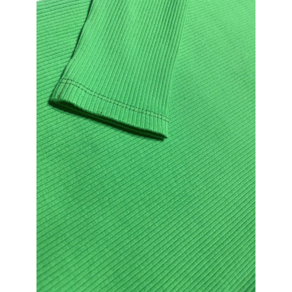 Detailed texture of 93% cotton 7% elastane green ribbed fabric, high-stretch and durable.