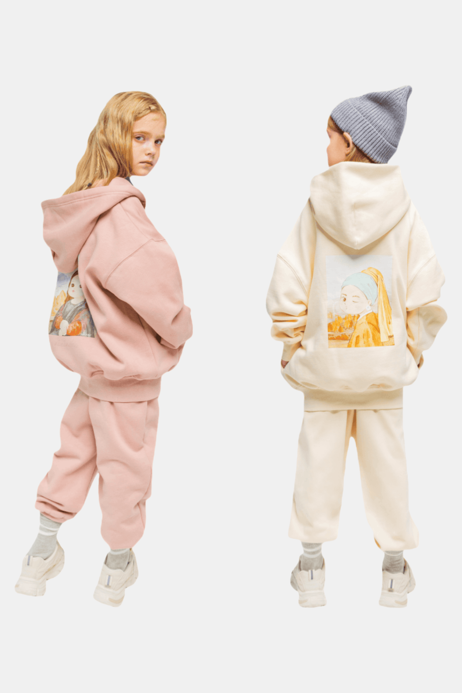 Fleece-lined hoodie with Q-version classic art print and matching solid joggers, cozy winter streetwear set for kids and adults.