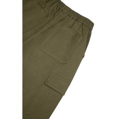 Detailed view of the back pocket and signature right-leg flap cargo pocket for industrial style.