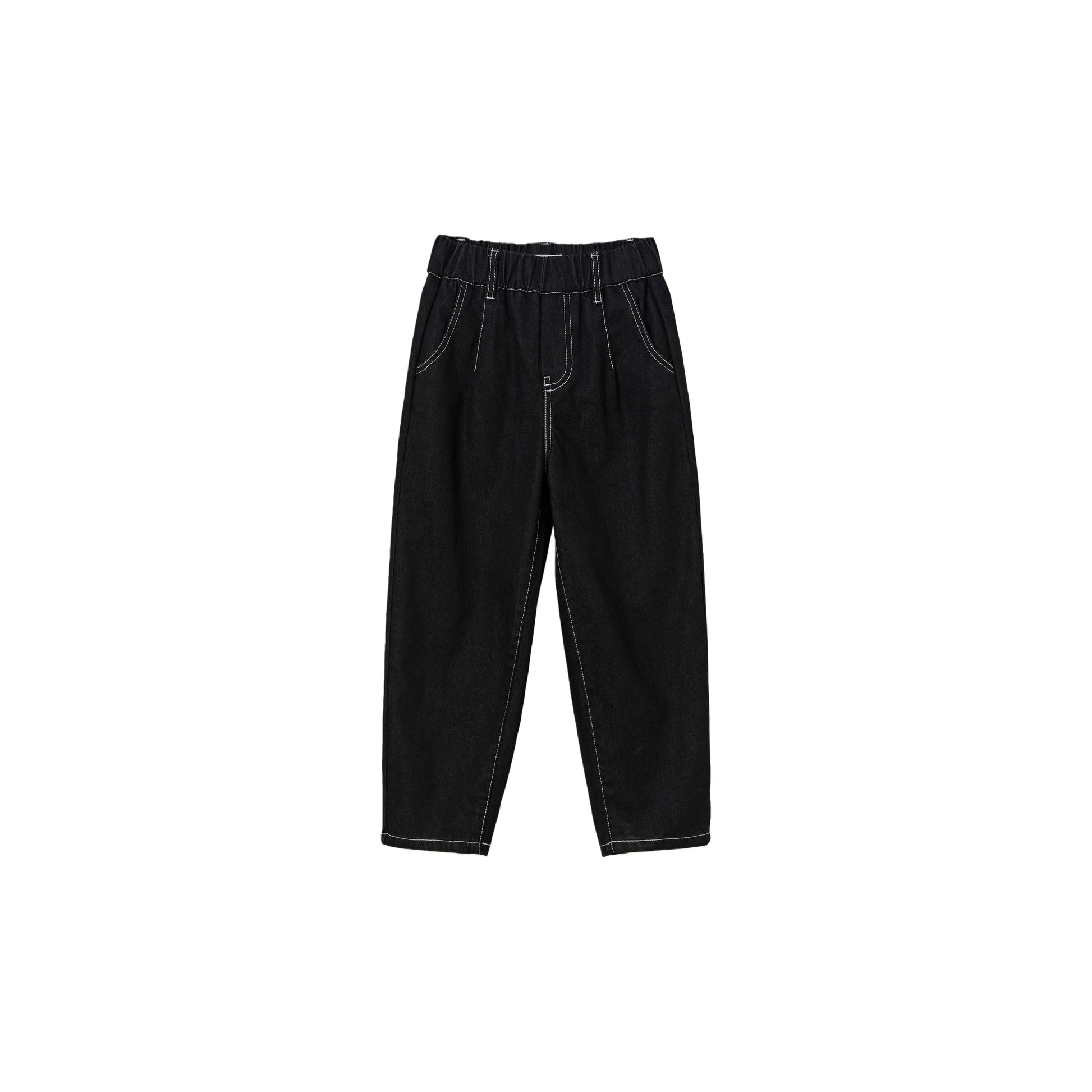 Front view of Ogender kids carrot fit jeans in Jet Black with white contrast stitching.
