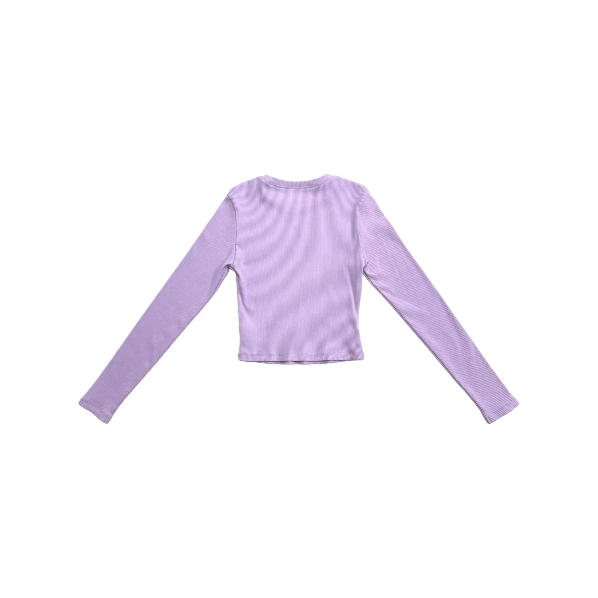 Back view of the Ogender dusty purple cropped tee showing the body-hugging fit.